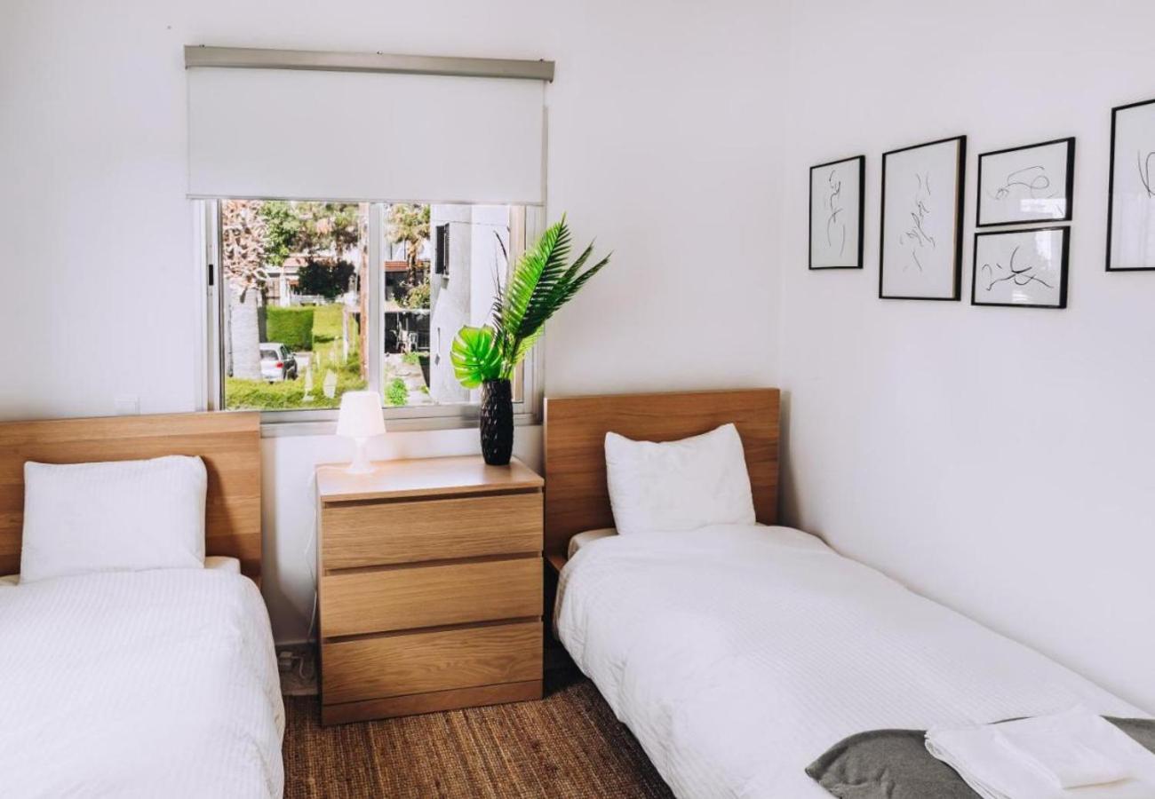 Apartamento H&O Royal Townhouse In Center Paphos Exterior foto