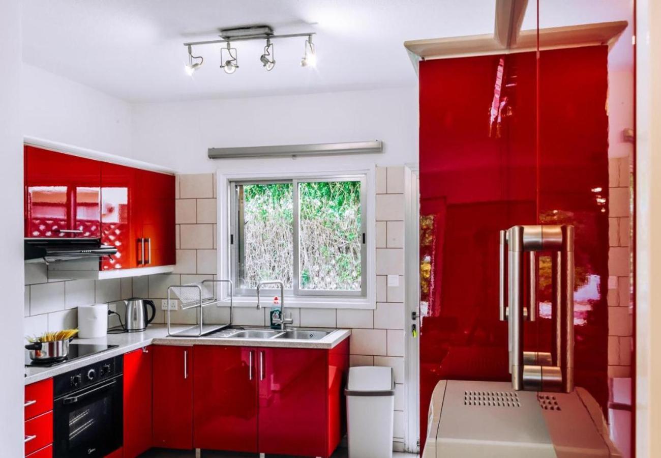 Apartamento H&O Royal Townhouse In Center Paphos Exterior foto